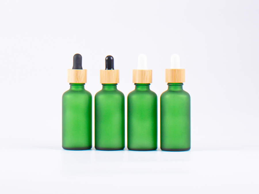 Grünglasflasche 50ml, mit Pipette Bambus